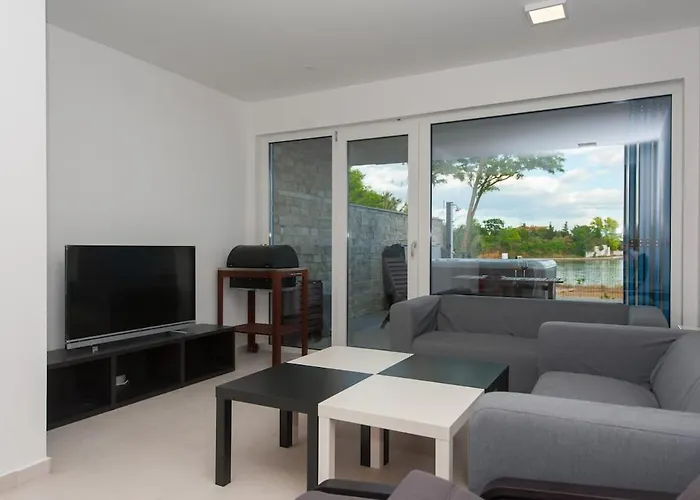 Miri Palme Privlaka (Zadar)