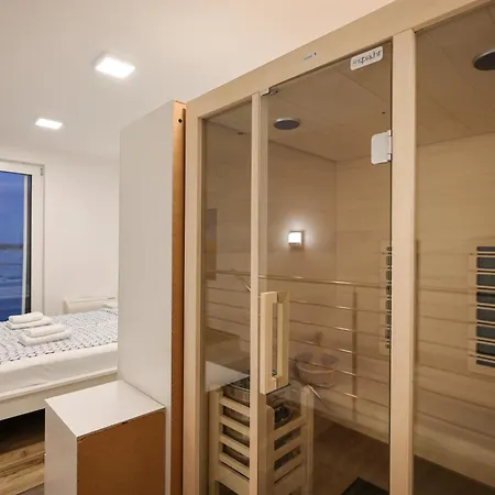 Miri Palme Privlaka (Zadar)